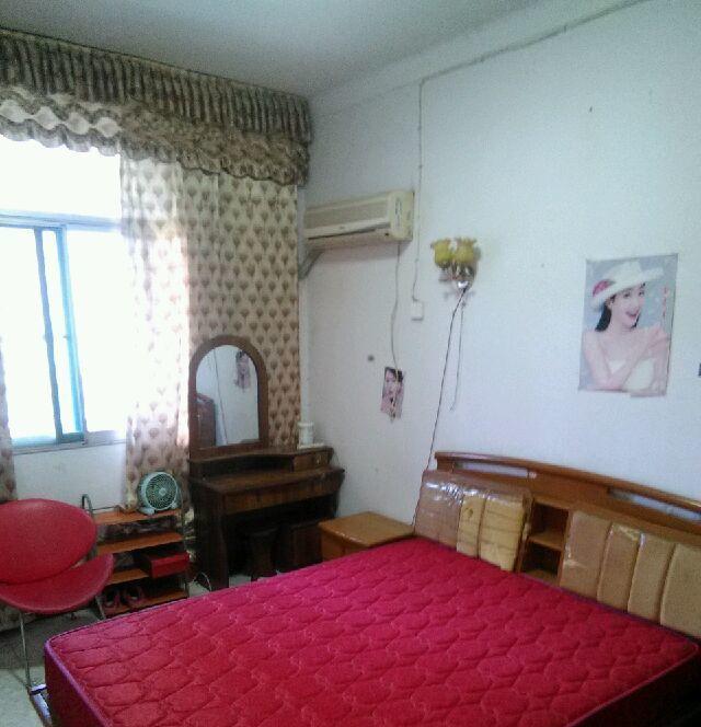 理丝小区2室1厅1卫3／7楼，采光 (个人)