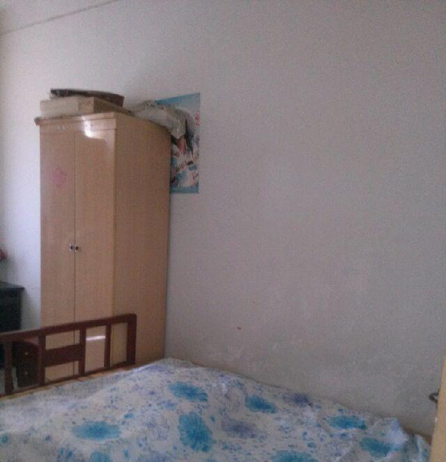 理丝小区2室1厅1卫3／7楼，采光 (个人)