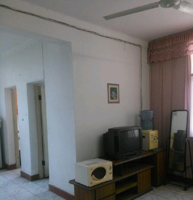 理丝小区2室1厅1卫3／7楼，采光 (个人)