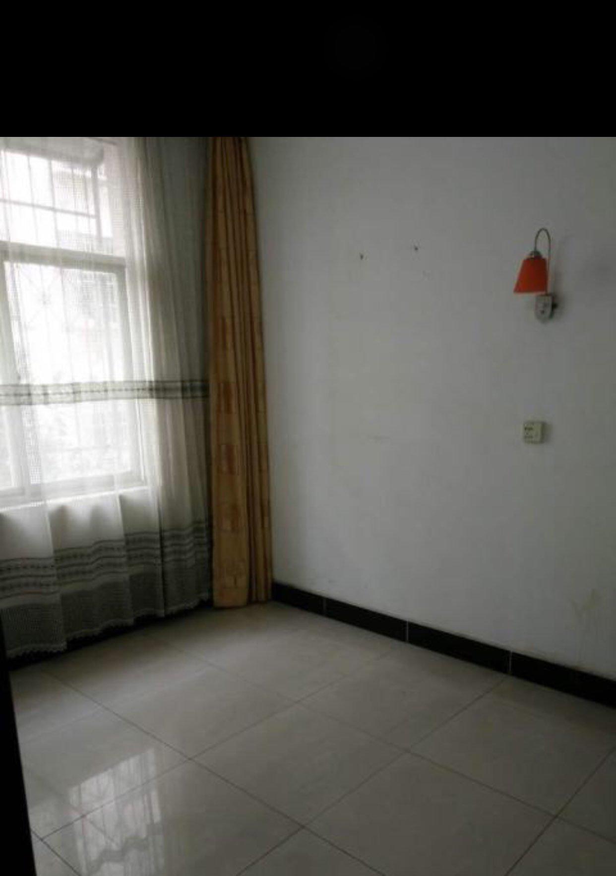 熊咀小区3室2厅2卫(个人)