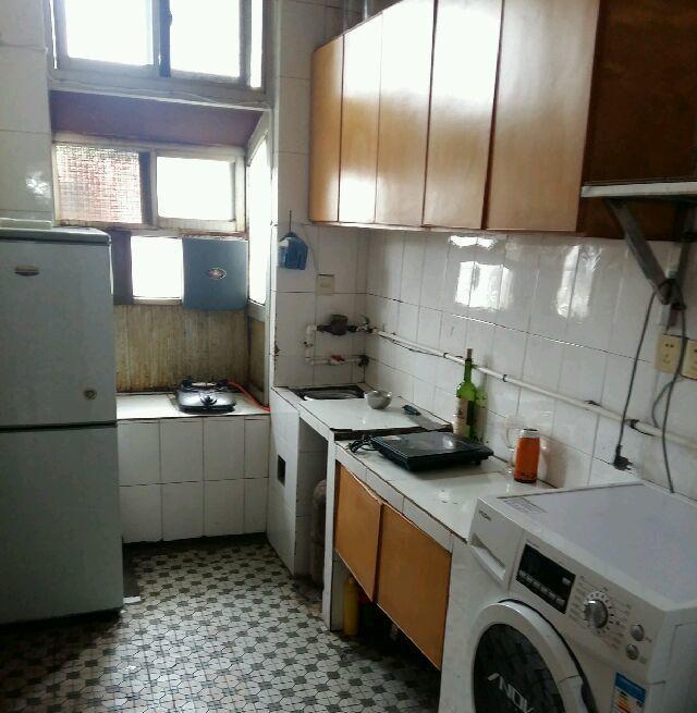 家電齊全，拎包入住，四樓，通風(fēng)透氣。(個(gè)人)