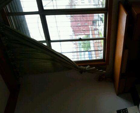 通風向陽、三樓、提包入任、家電齊全(個人)