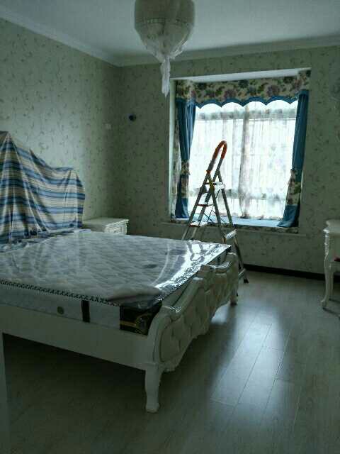 優(yōu)質(zhì)小區(qū)，經(jīng)典戶型，豪裝房