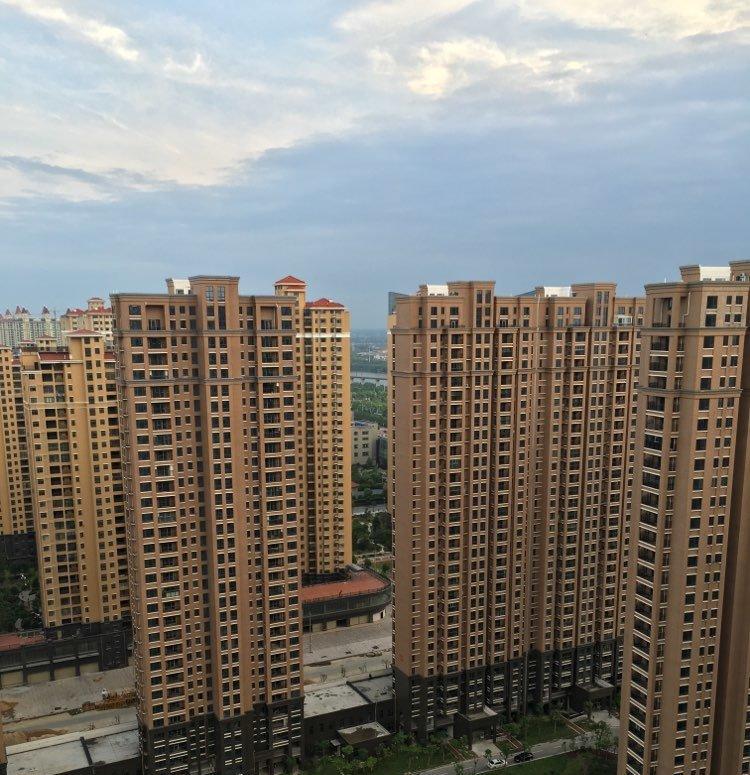 中建国际花园尚都3室2厅1卫豪华装修,装修未入住.