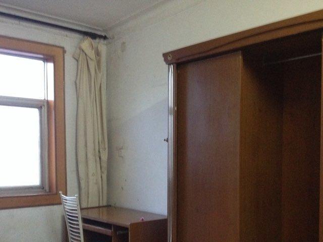 電視臺(tái)附近238廠(chǎng)一生活區(qū)2室2廳1衛(wèi)(個(gè)人)