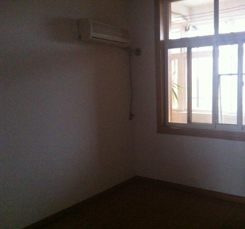 長(zhǎng)征路保險(xiǎn)大樓公司宿舍3室2廳1衛(wèi)