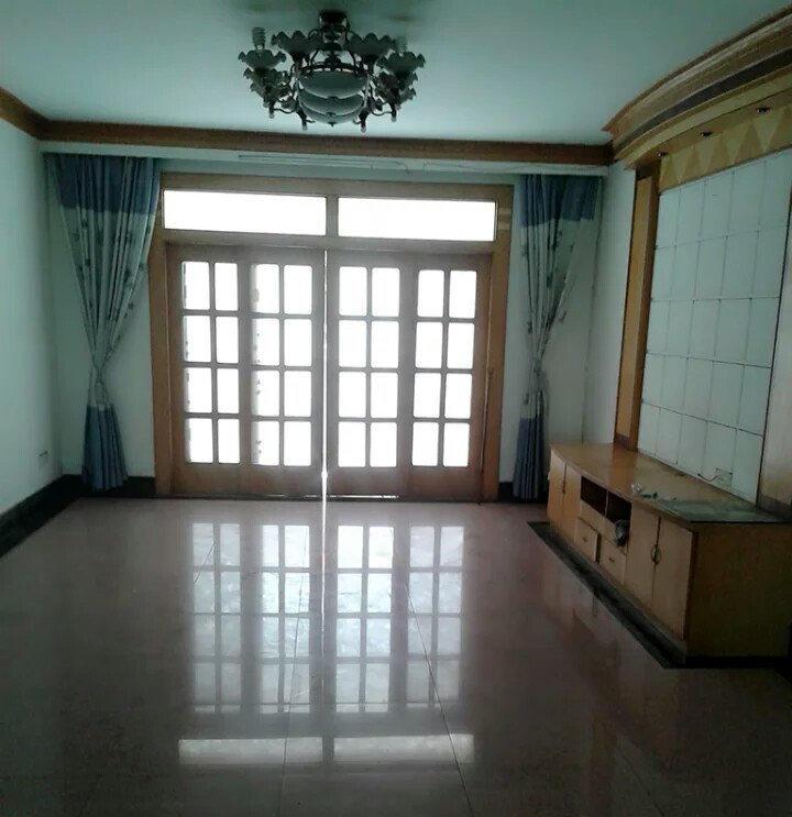 孝南宇濟城中城4室2廳2衛(wèi)171平米