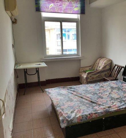 萬峰苑小區(qū)2室1廳1衛(wèi)自住房