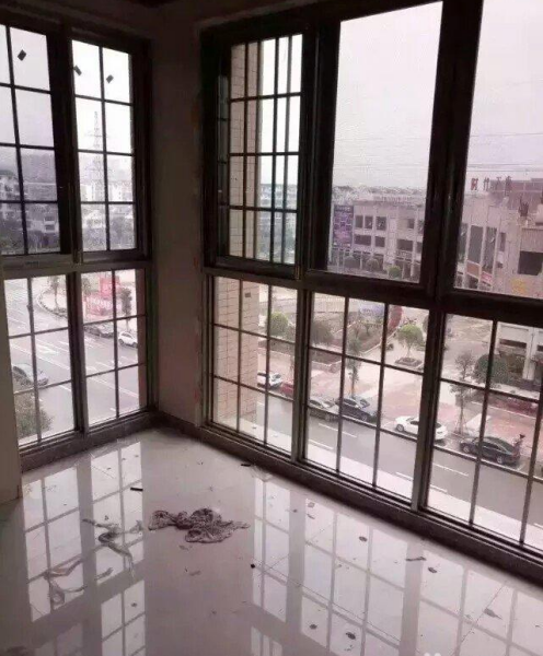 高低坡地,百余書中“簡約式景觀”不簡單