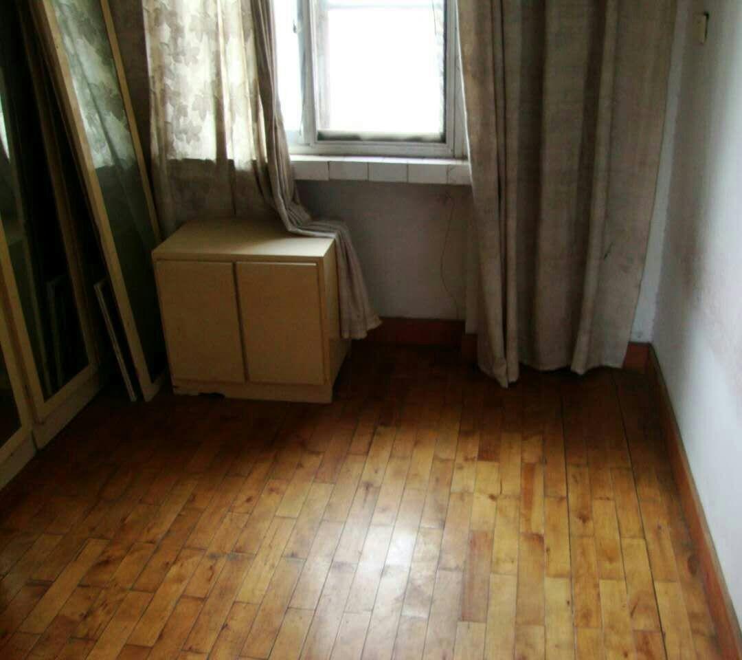  價(jià)好房源萬(wàn)峰苑2室1廳1衛(wèi)