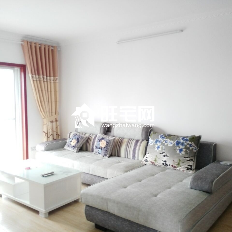 銅雀臺(tái)宜居小區(qū),精裝兩居室,周圍配套齊全,城際鐵路就在家門口