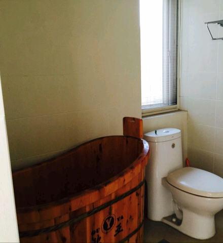 孝南乾坤陽(yáng)光3室2廳1衛(wèi)125平米