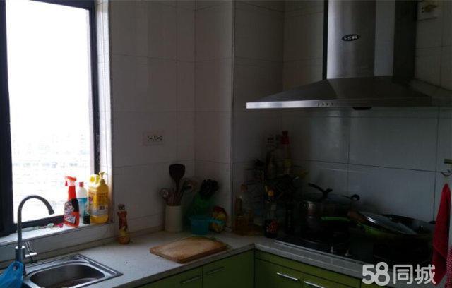 出售:孝南福星城105㎡精裝房，帶家具電器，65萬(wàn)