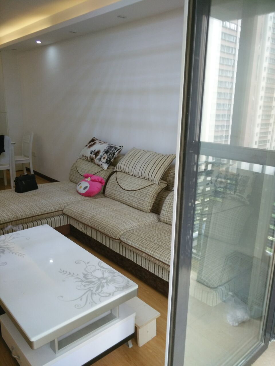 14湾流汇精装装修住房出售