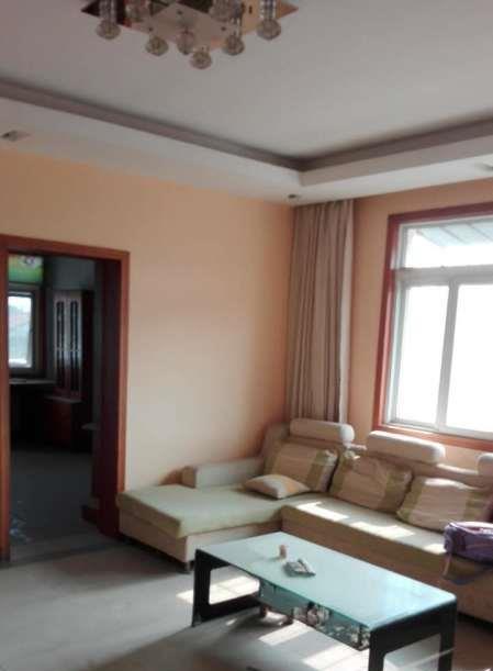 ————香澳路步行街W區(qū)2室住房低價租！————