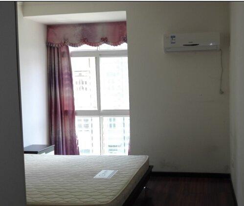 ---孝南乾坤陽光2室2廳95平米精裝修年付---