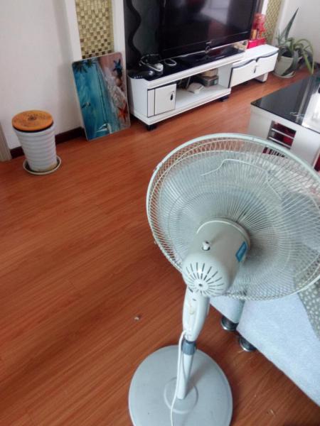 --書院街精裝6樓2室2廳好房低價(jià)租！--