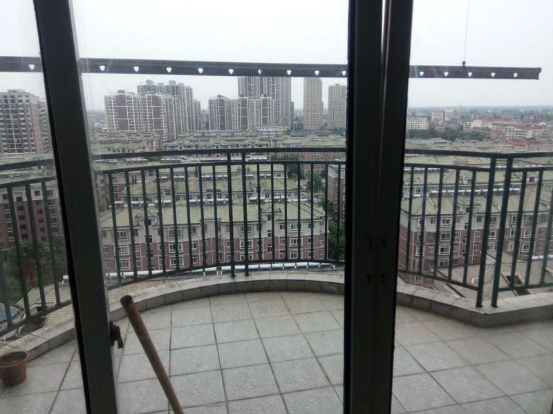 --乾坤陽(yáng)光3室2廳2衛(wèi)2000元--