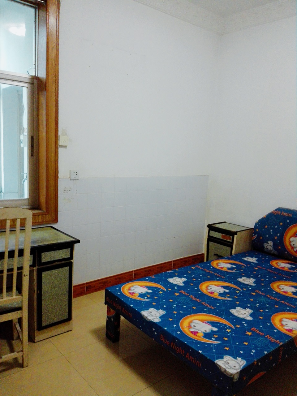 董永公園大門東側(cè)園林路2號三室二廳住房出售