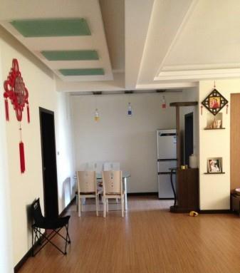 好房子看這里精裝三房急售證滿5年