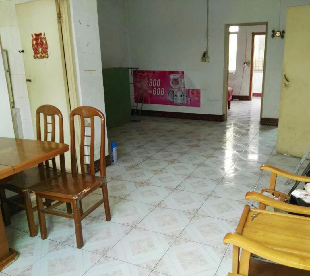 ----文化東路楚環(huán)中學(xué)旁2室2廳90平米簡(jiǎn)單裝修年付---