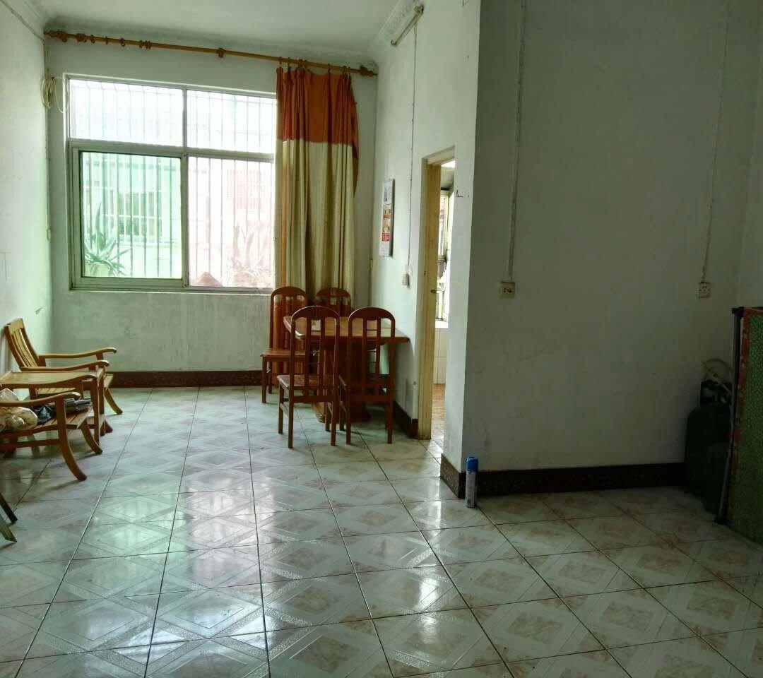 ----文化東路楚環(huán)中學(xué)旁2室2廳90平米簡(jiǎn)單裝修年付---