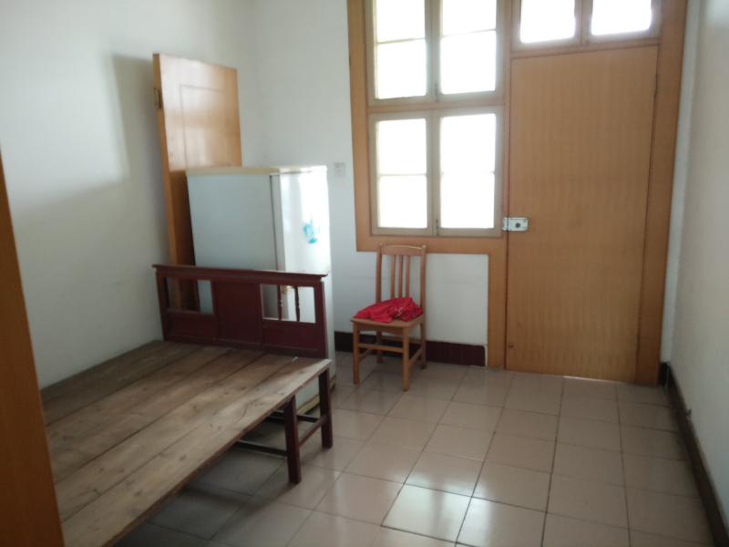 高低坡地,百余書(shū)中“簡(jiǎn)約式景觀”不簡(jiǎn)單