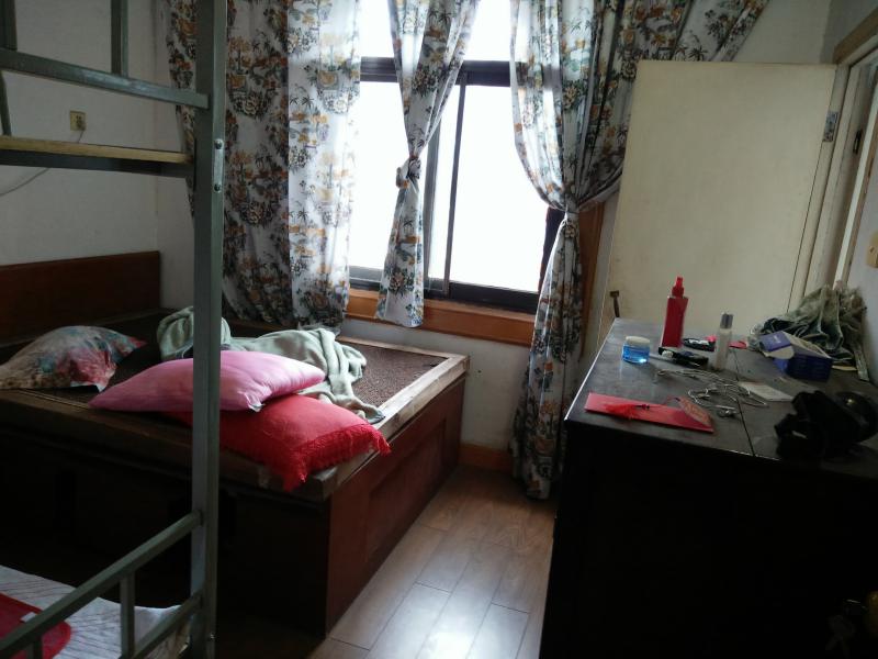 大天桥电信小区格局好,十年难遇 户型双 房