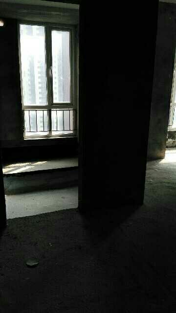 铜雀台二期小三房出售