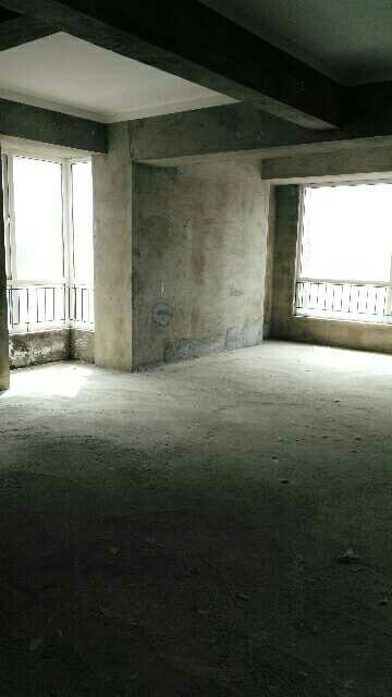 铜雀台二期小三房出售