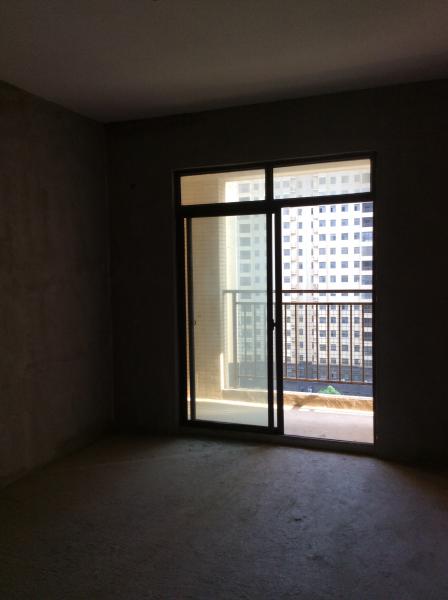 兰苑户型毛坯急售 可看房