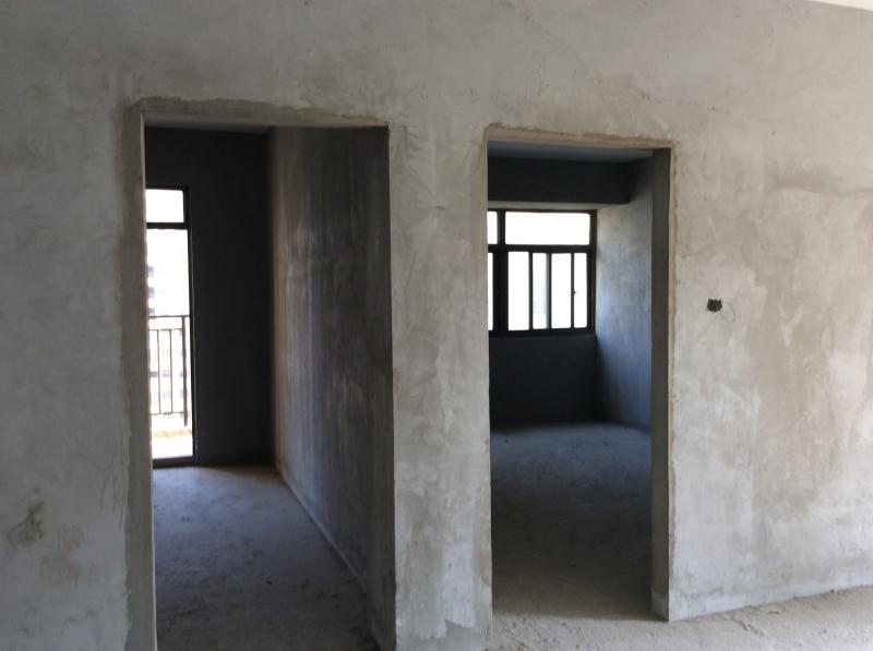 兰苑户型毛坯急售 可看房