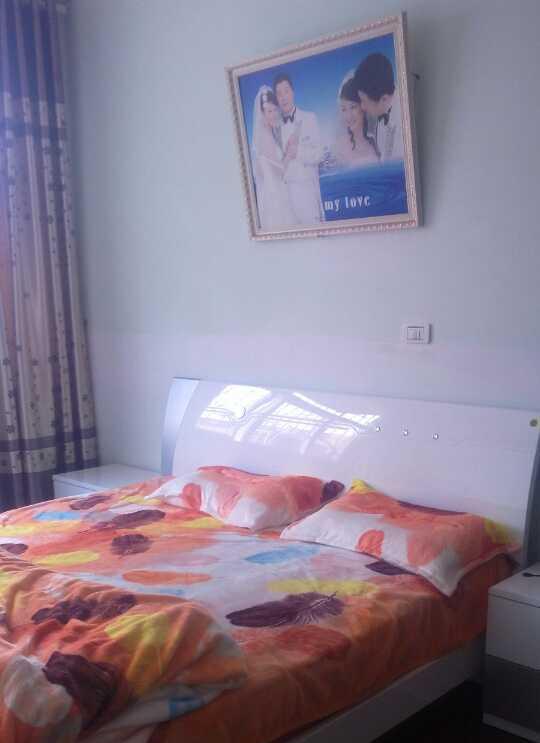 長征南路沙溝社區(qū)3室2廳2衛(wèi)