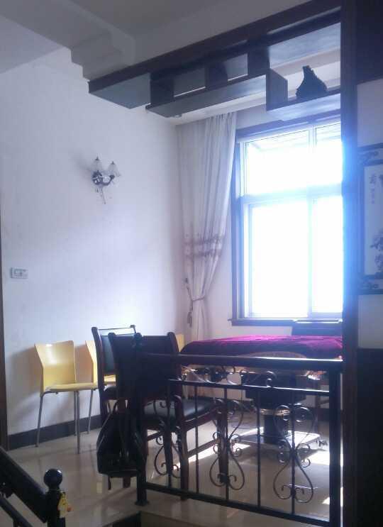 長征南路沙溝社區(qū)3室2廳2衛(wèi)