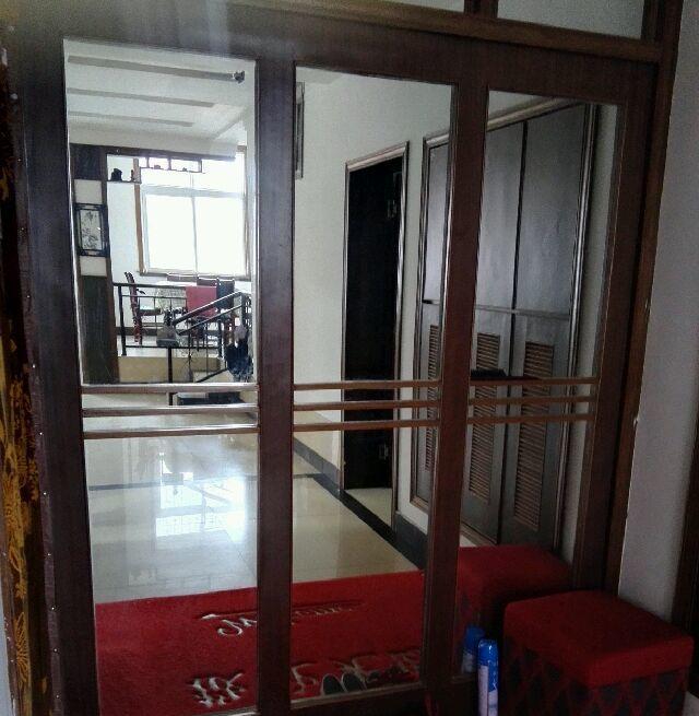 長征南路沙溝社區(qū)3室2廳2衛(wèi)