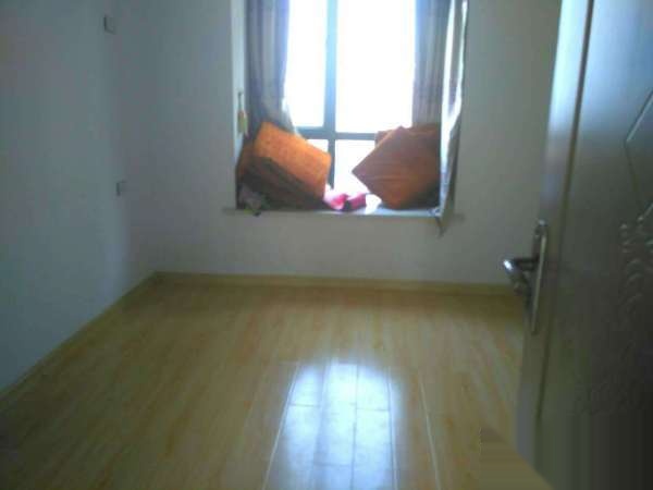 ---福星城3期幼兒園、一中附近好房出租---