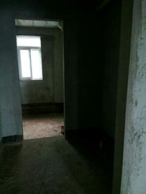 地段 ，交通便利，大戶型