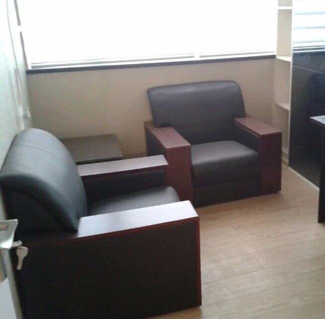 --保麗國際廣場，辦公 選（肯德基樓上， 商圈）--