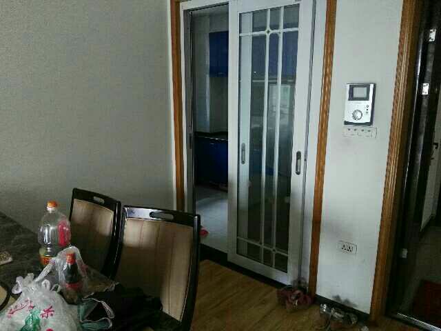 孝柴小区二期精装房出售