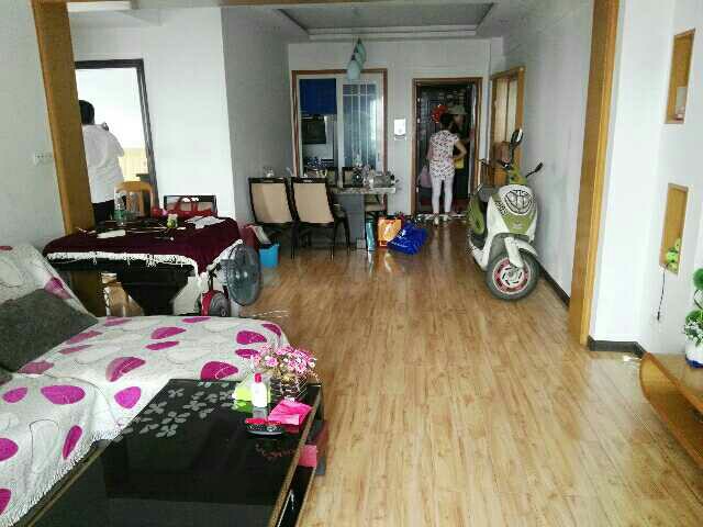 孝柴小区二期精装房出售