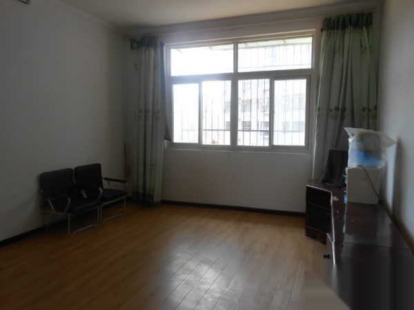 實驗中學(xué) 房2室90平家電齊全拎包入住