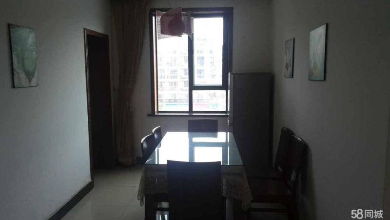 乾坤購(gòu)物對(duì)面乾坤陽(yáng)光4樓2室2廳出租拎包入住