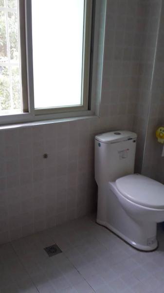 幸福花城125㎡3室2廳2衛(wèi)2陽(yáng)臺(tái)精裝好房1300元每月急租