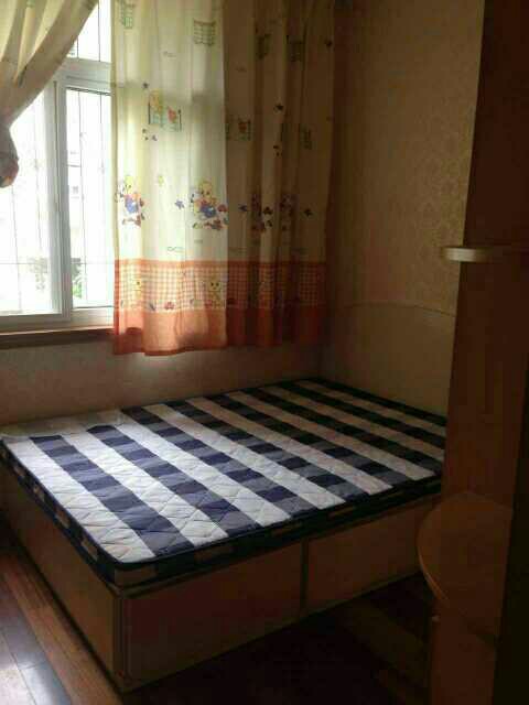 楚澴中學(xué)，玉泉  房航天新村2樓2室1廳1衛(wèi)拎包入住