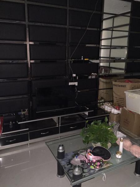 ----乾坤陽光2室2廳1300元/月