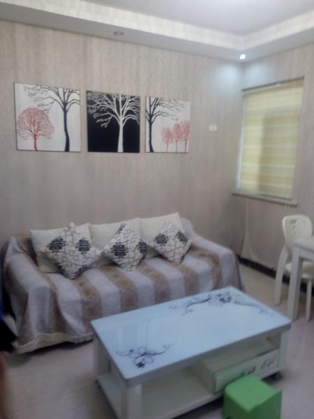 ---孝南保麗廣場(chǎng)1室1廳50平米家電齊全精裝修----