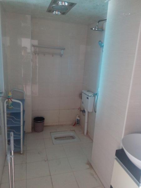 ----保麗廣場(chǎng)1室1廳50平米精裝修-----