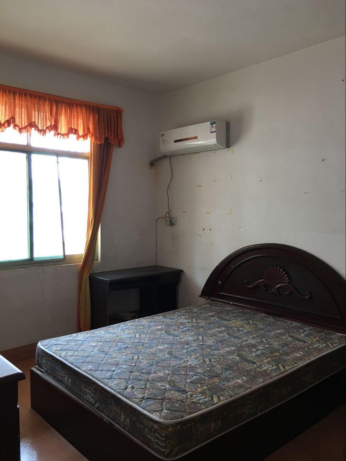 --------孝南孝柴小區(qū)東區(qū)2室2廳1衛(wèi)91平米