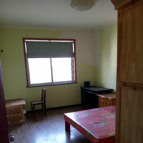 ------孝南建設(shè)東路精裝2樓148平4室2廳2衛(wèi)56