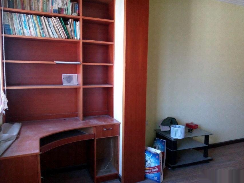 -----出售:孝南建設(shè)路孝武超市對(duì)面7樓裝修3室2廳1衛(wèi)